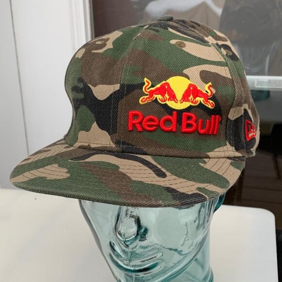 Red Bull Flat Brim Green FITTED (7 3/8) Camo Cap w/ Offset Logo on Crown. - Picture 7 of 9